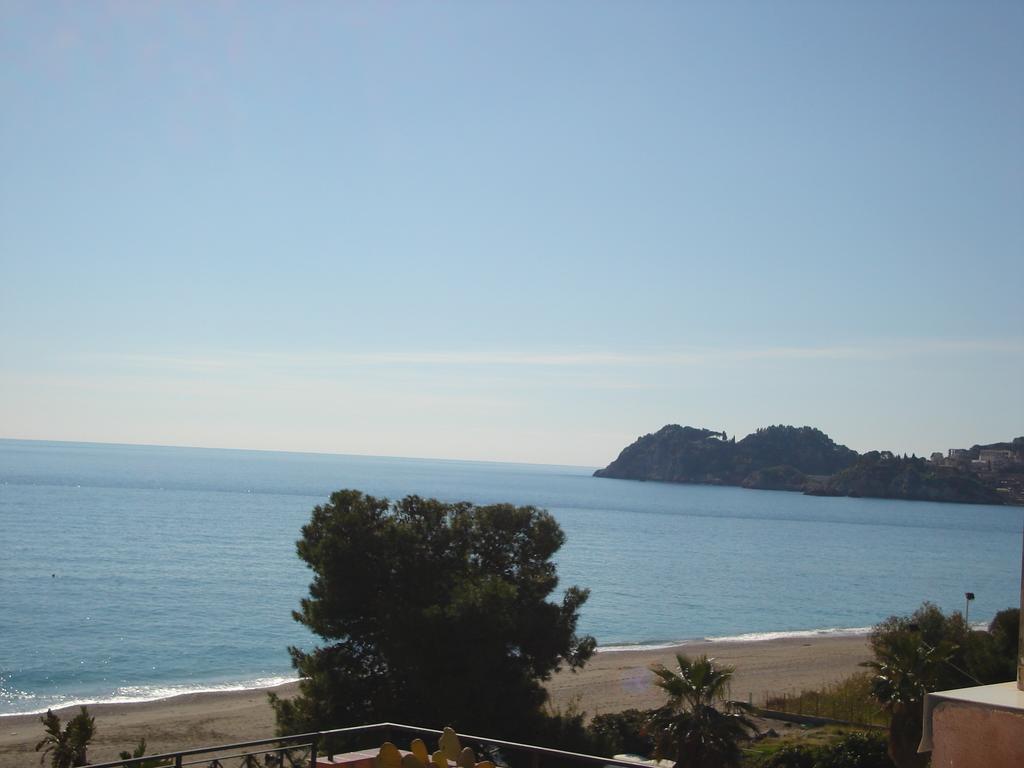Vacanza Taormina Mare Mazzeo Pokój zdjęcie